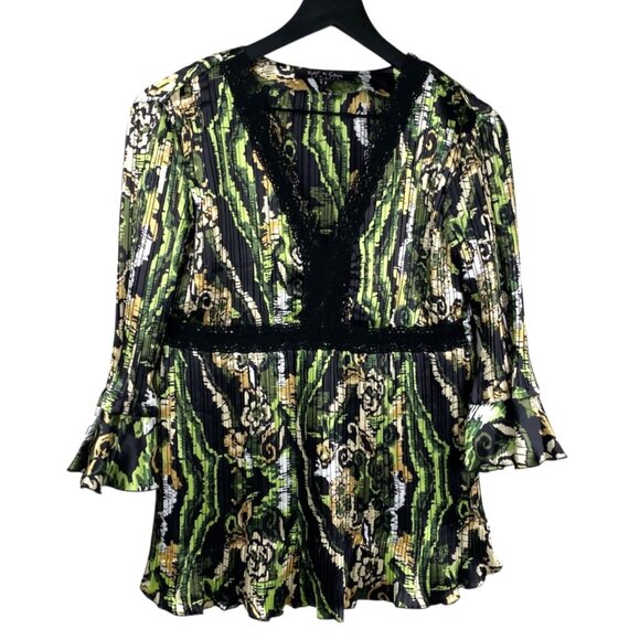 Violet & Claire Tops - Violet and Claire Top Women's Green Sz S Pleats Crochet Babydoll Fairy Y2K